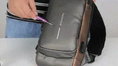 Mochila Anti-Furto com Senha USB Slim Bag