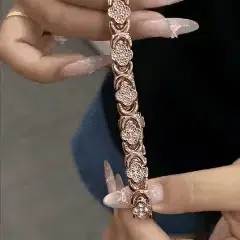 Pulsera de cobre con imanes