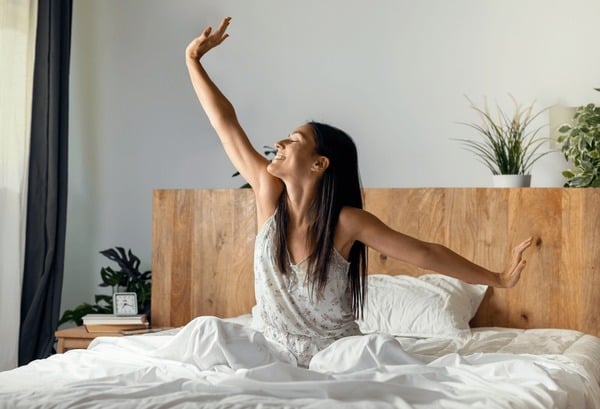 279 mil resultados de imágenes, fotos de stock e ilustraciones libres de  regalías para Despertar feliz | Shutterstock