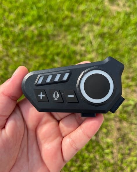 Conduce conectado. Comunícate con total libertad. 🏍️ 